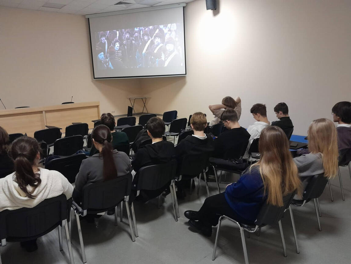 В Историческом парке «Россия — Моя история» в Казани прошёл офлайн-показ сериала «Государь»